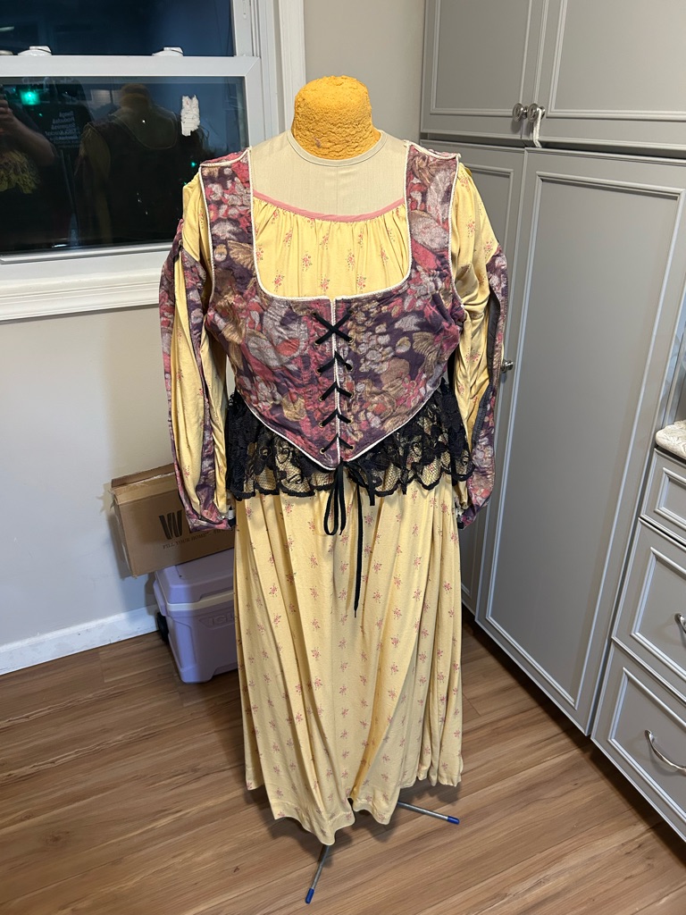 Theater Quality Renaissance Yellow Peasant Maxi Dress With Corset Size 18/20